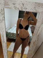 647163074: Chica busca chico en Málaga