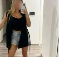 613925331: Chica busca chico en La Coruña