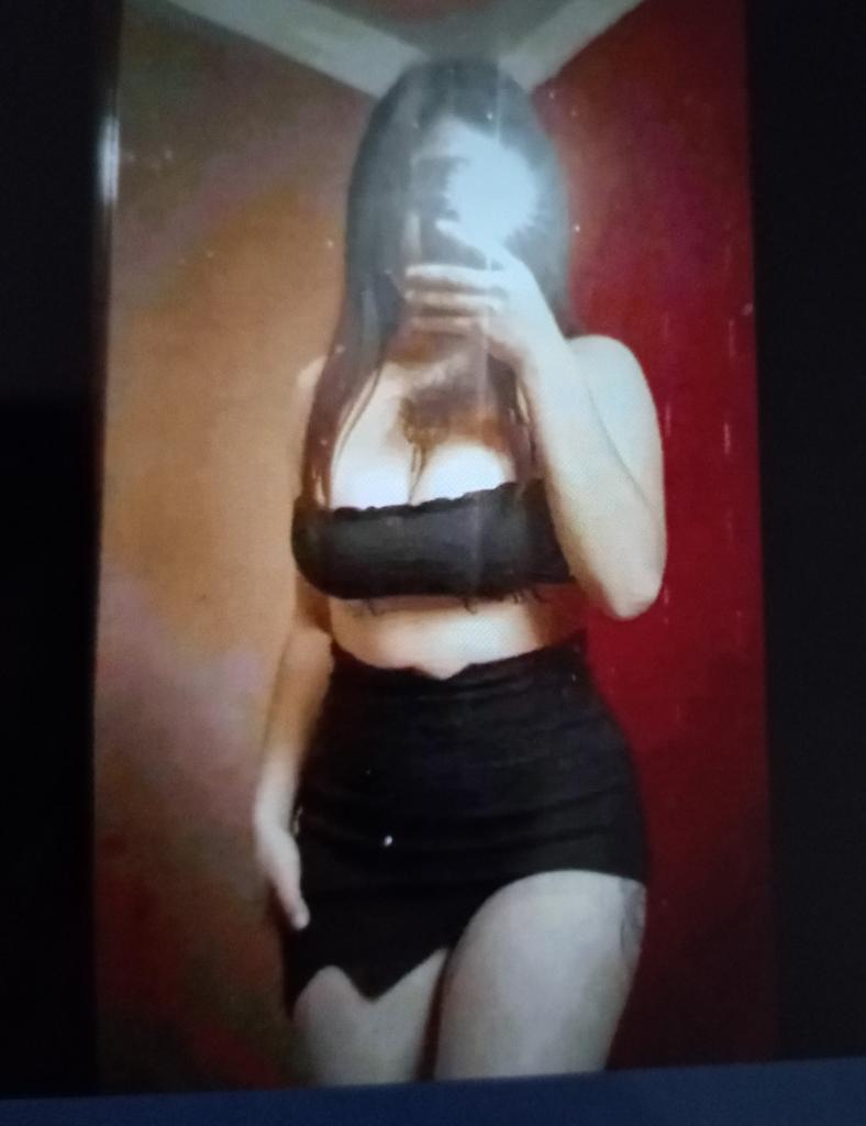631703581: Chica busca chico en Soria