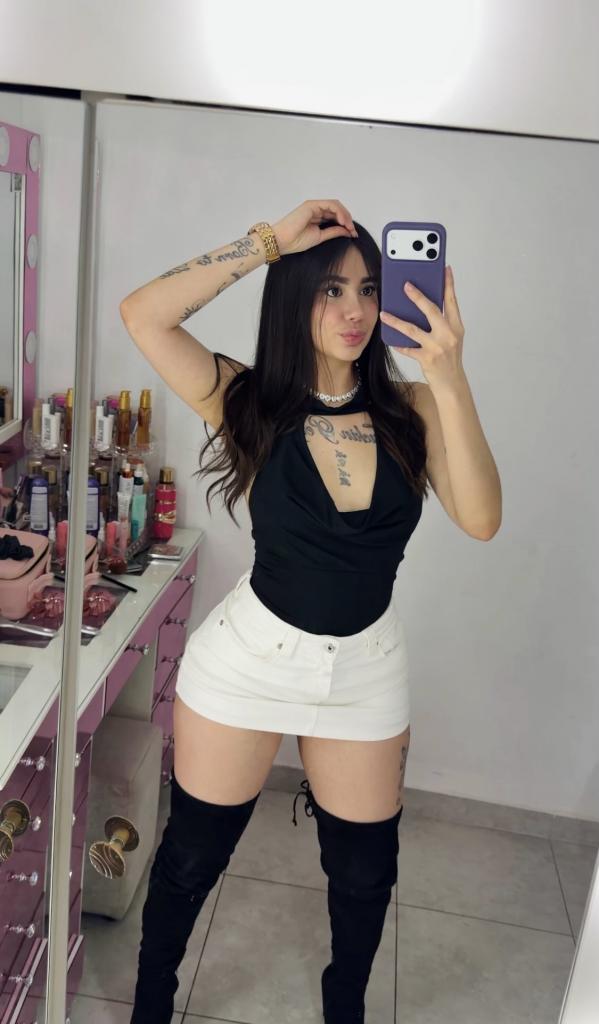 663115108: Chica busca chico en Barcelona