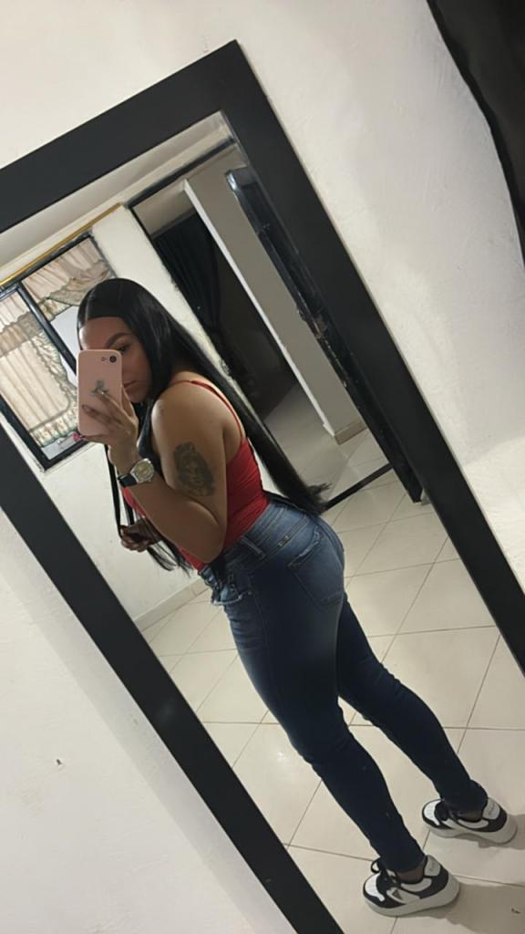 670337954: Chica busca chico en Málaga