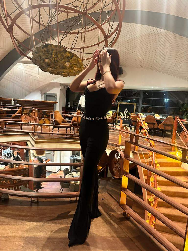 607287163: Chica busca chico en Mallorca