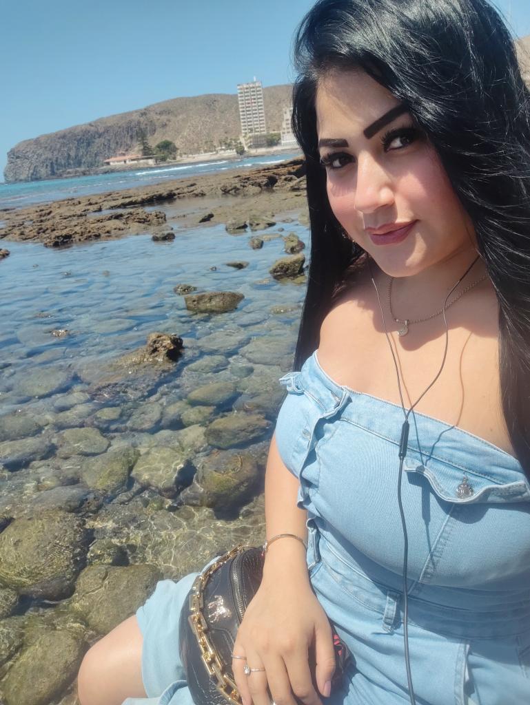 Chica busca chico en Tenerife: 