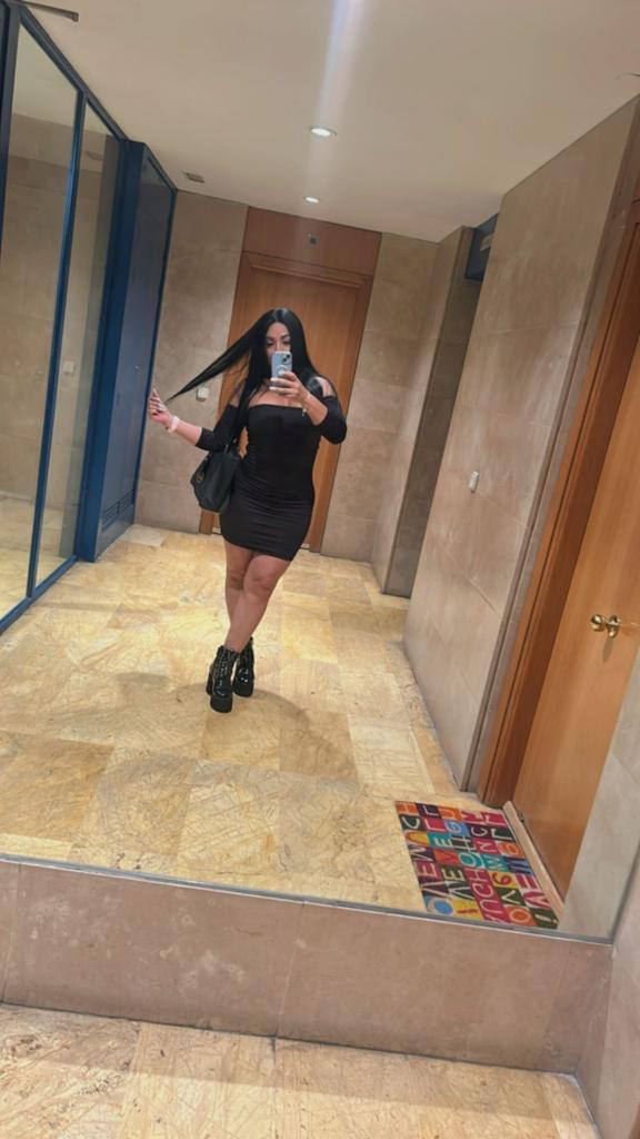 Chica busca chico en Almería: 