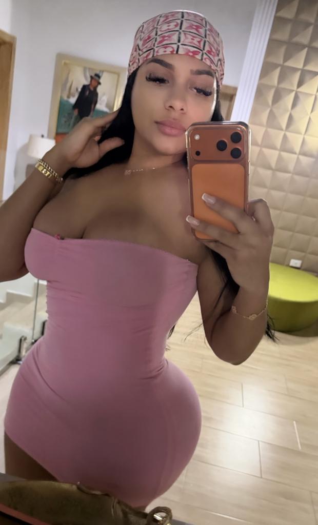 Chica busca chico en Huelva: 