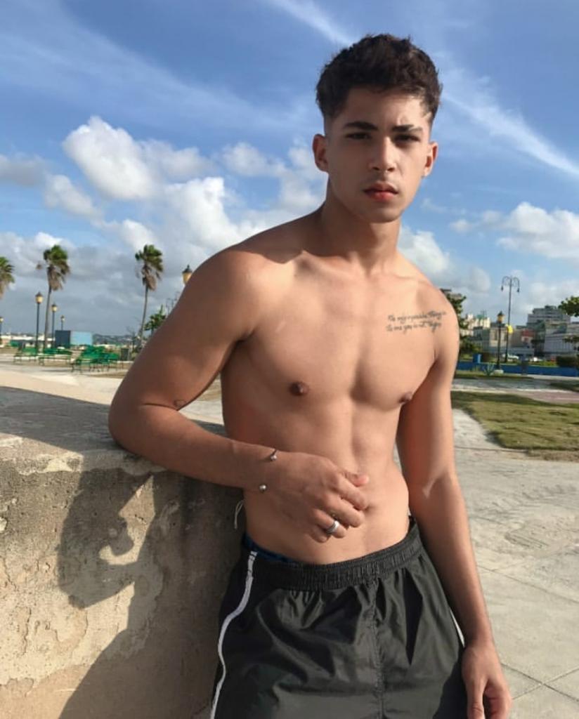 672992390: Travesti en Murcia