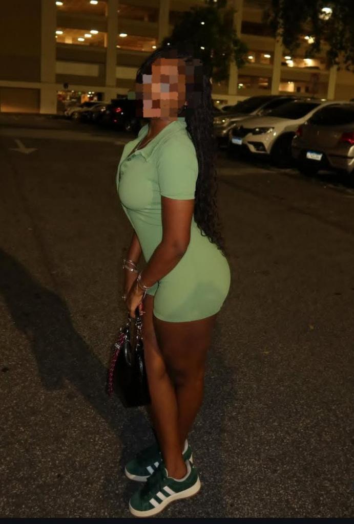 Chica busca chico en Jaén: 