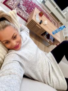 610844644: Chica busca chico en Barcelona