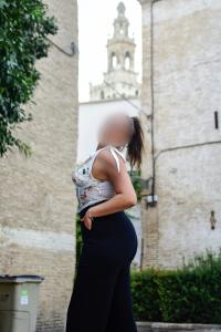 641961596: Chica busca chico en Sevilla