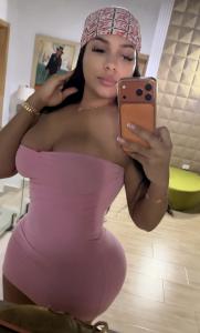 613855165: Chica busca chico en Huelva