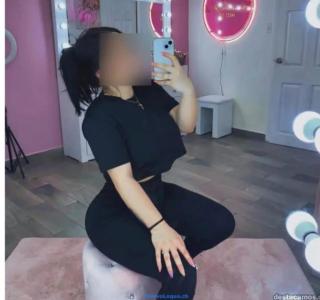 632819385: Chica busca chico en Barcelona