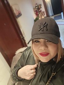 624235048: Chica busca chico en Gerona