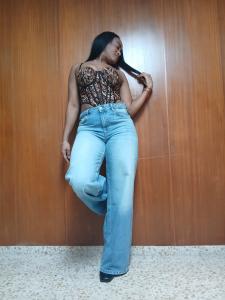 640908734: Chica busca chico en Barcelona