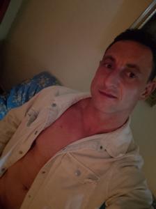 634222885: Chico busca chica en Badajoz