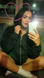 613800625: Chica busca chico en Guipúzcoa