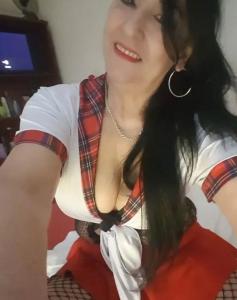 604273174: Chica busca chico en Madrid