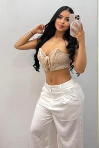 612482467: Chica busca chico en Barcelona