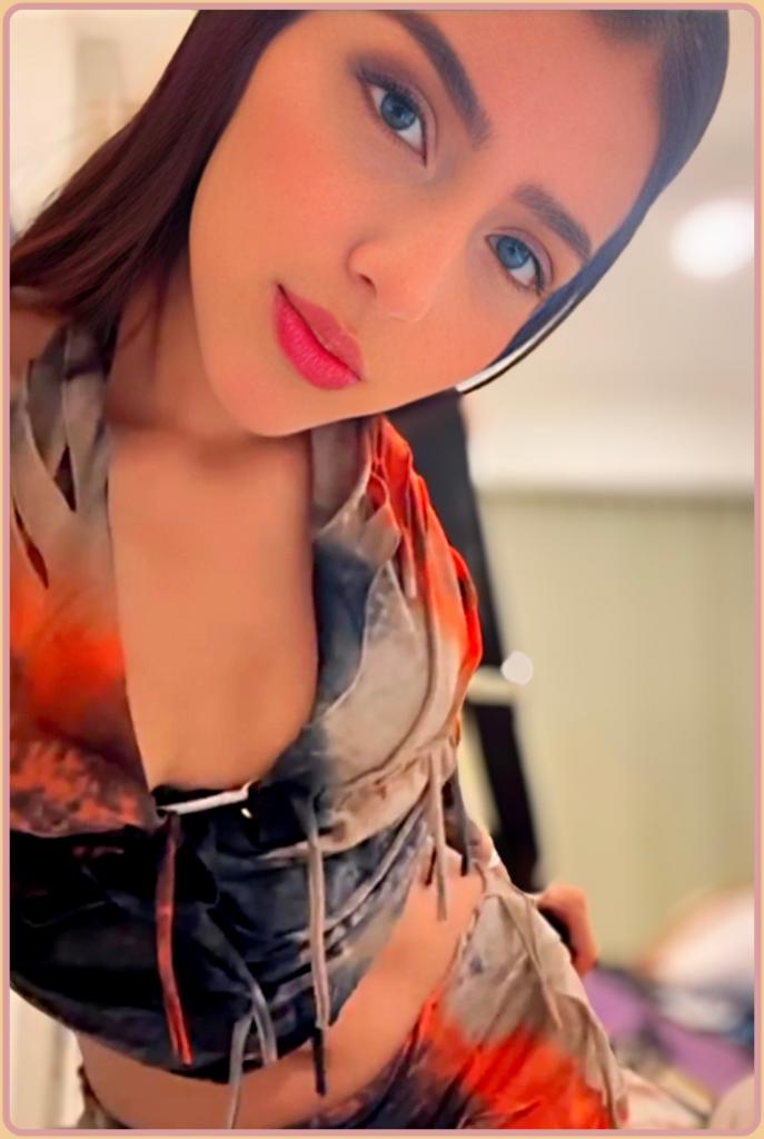 Chica busca chico en Ibiza: 