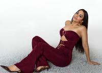 610880239: Chica busca chico en Ibiza