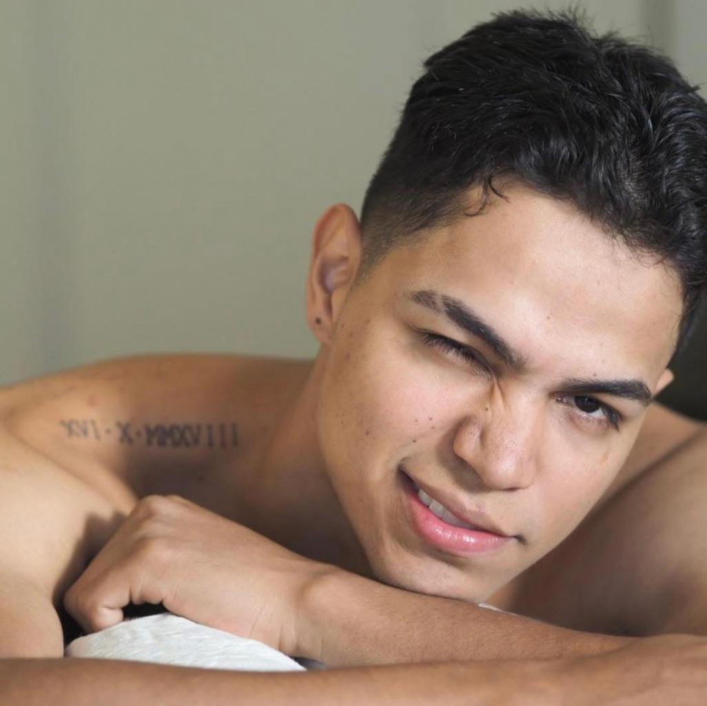 Chico busca chica en Tenerife: 