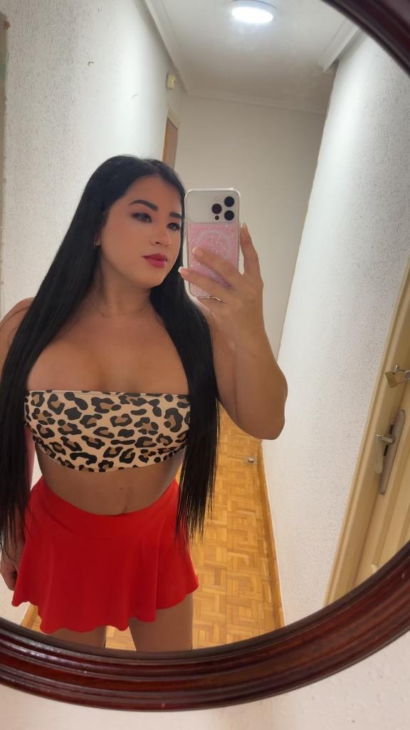 607059804: Transexual en León