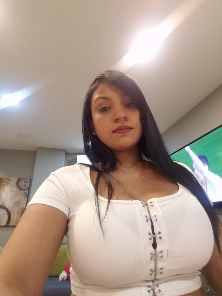 607010965: Chica busca chico en Valencia