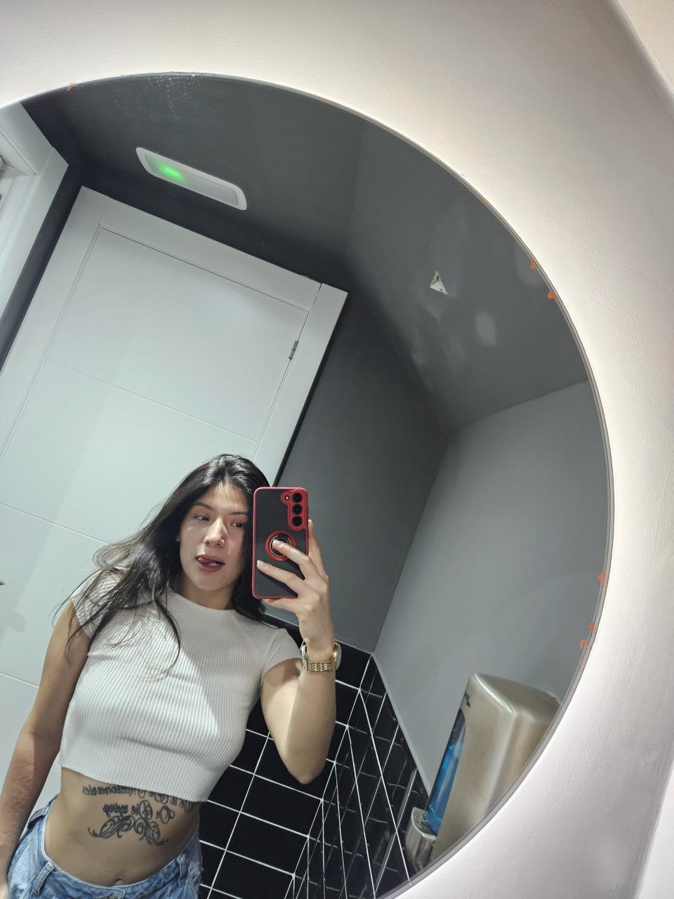 Chica busca chico en Barcelona: 