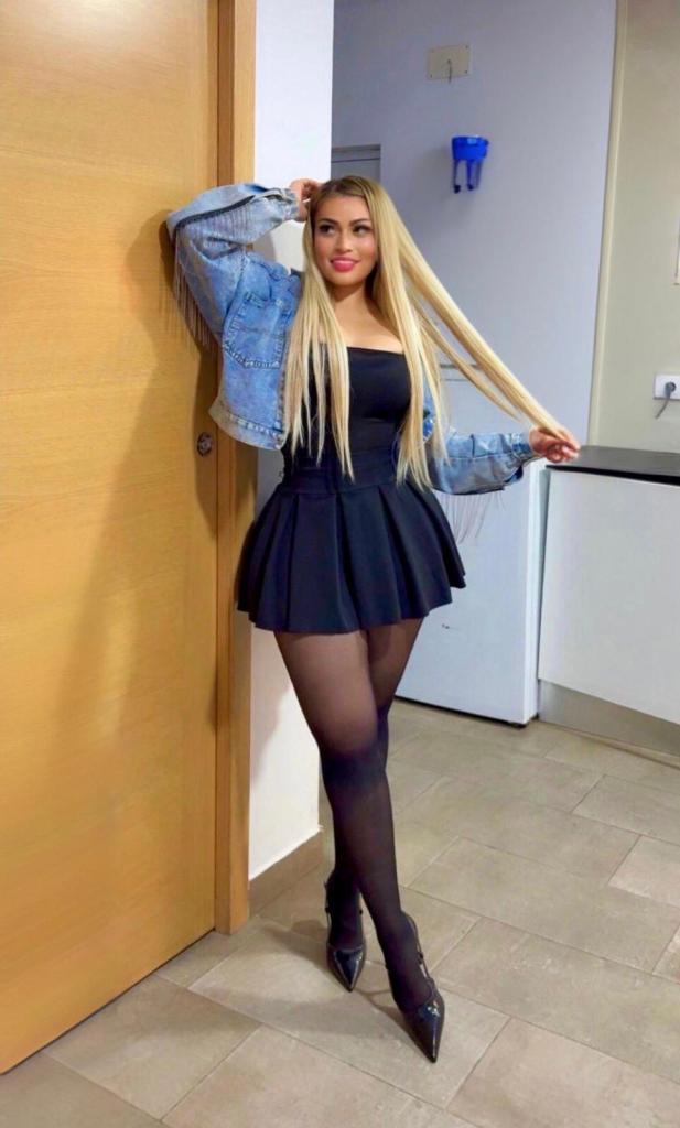 Chica busca chico en Cádiz: 