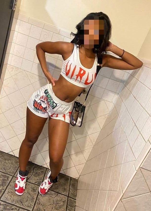 684620715: Chica busca chico en Asturias