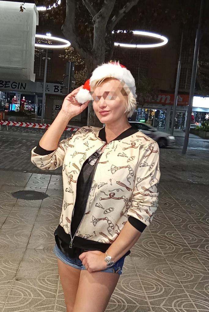 677946855: Chica busca chico en Alicante