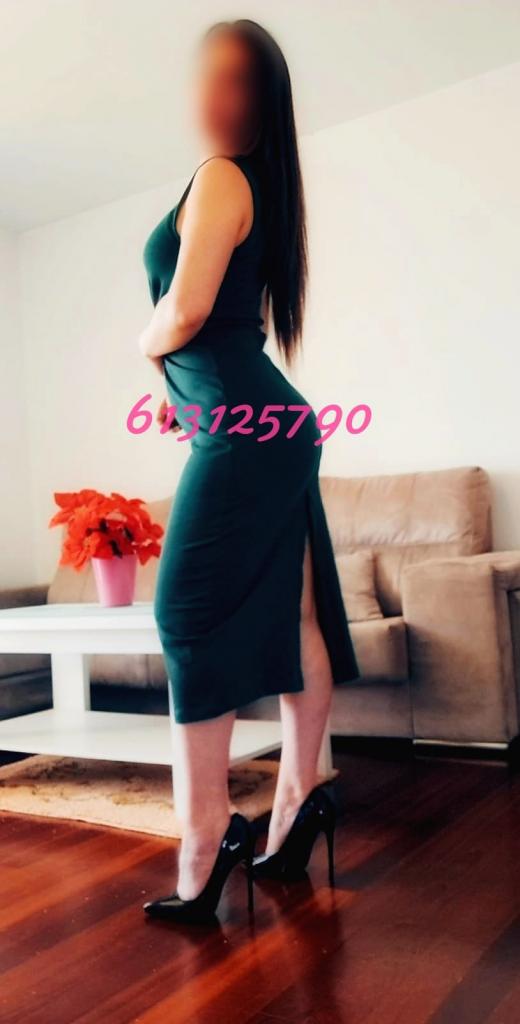 613125790: Chica busca chico en La Coruña