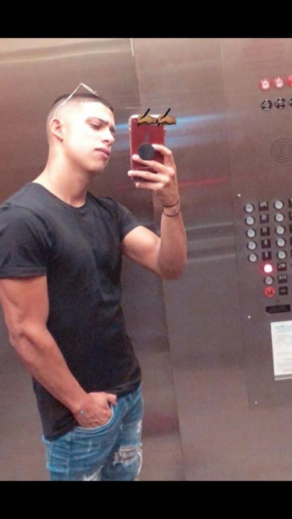 Chico busca chica en Almería: 