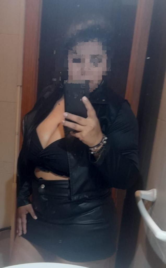 636211901: Chica busca chico en Madrid