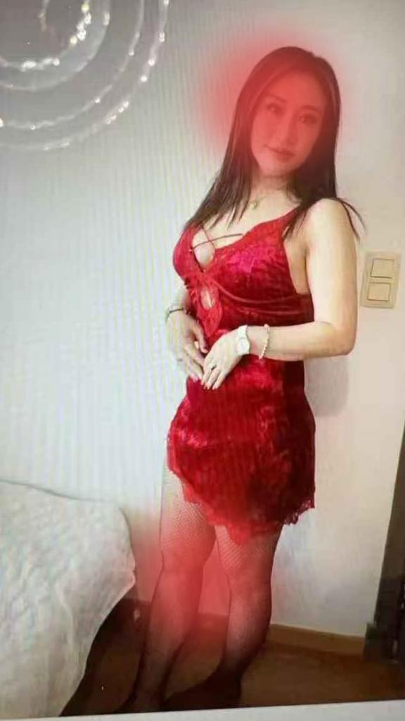 Chica busca chico en Gerona: 