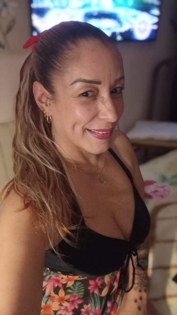 643779806: Chica busca chico en Cuenca