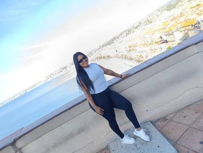 610799018: Chica busca chico en Barcelona