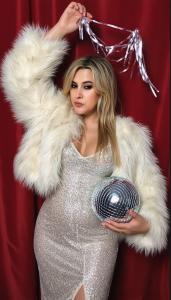 658026286: Chica busca chico en Cádiz