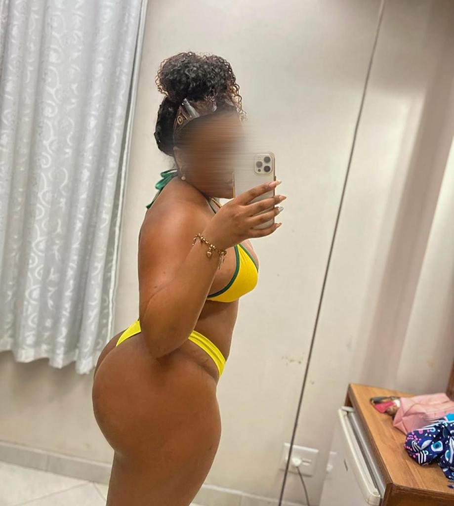 Chica busca chico en Granada: 