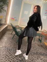 610799018: Chica busca chico en Barcelona