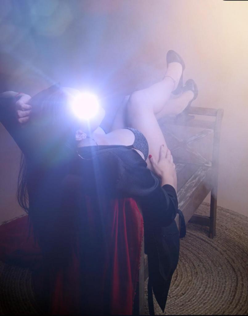 Chica busca chico en La Coruña: 