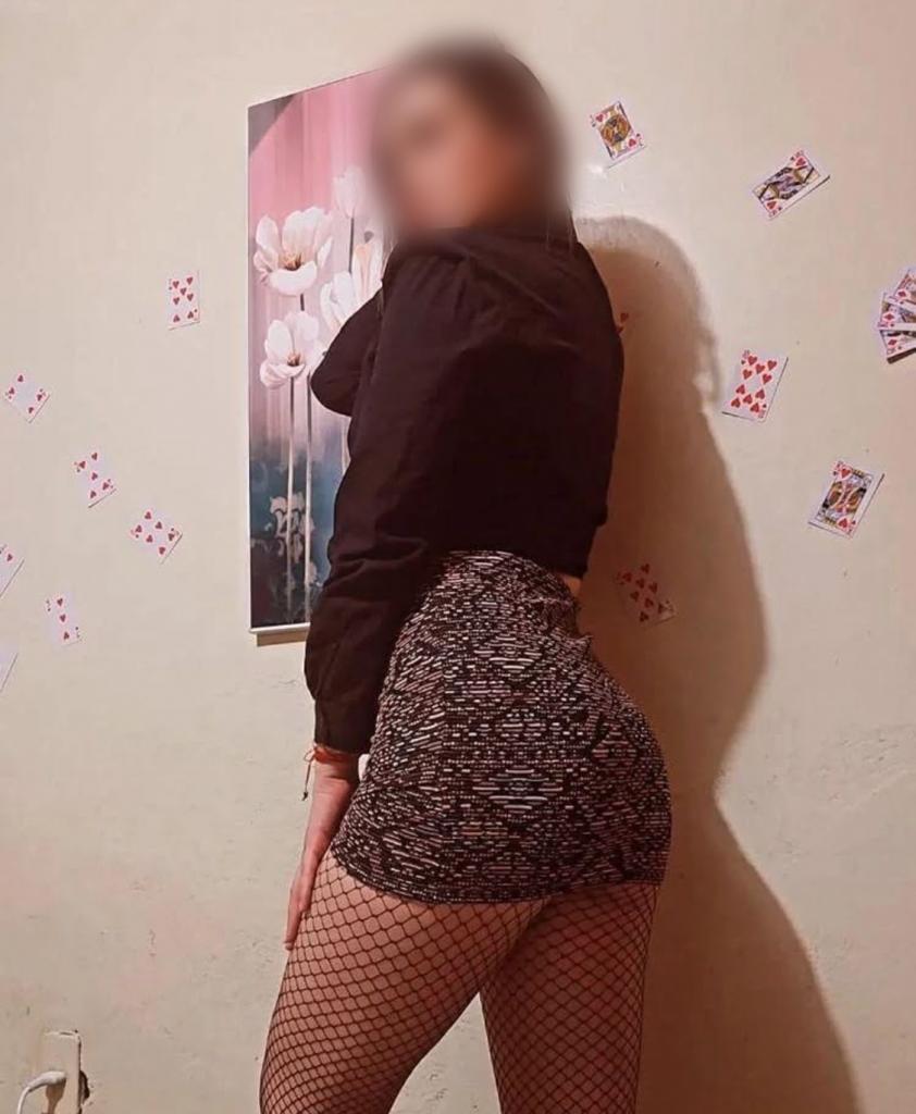 643743756: Chica busca chico en Toledo