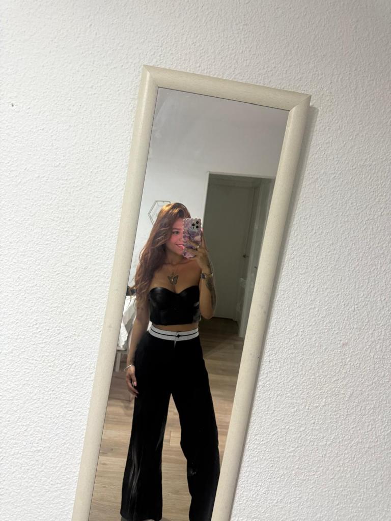 618944126: Chica busca chico en Navarra