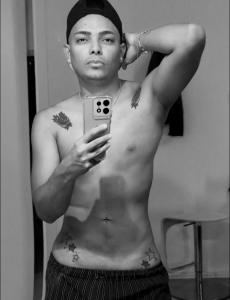 613196110: Chico busca chica en Ceuta