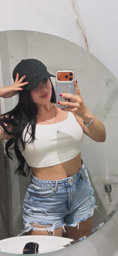 631984136: Chica busca chico en Navarra