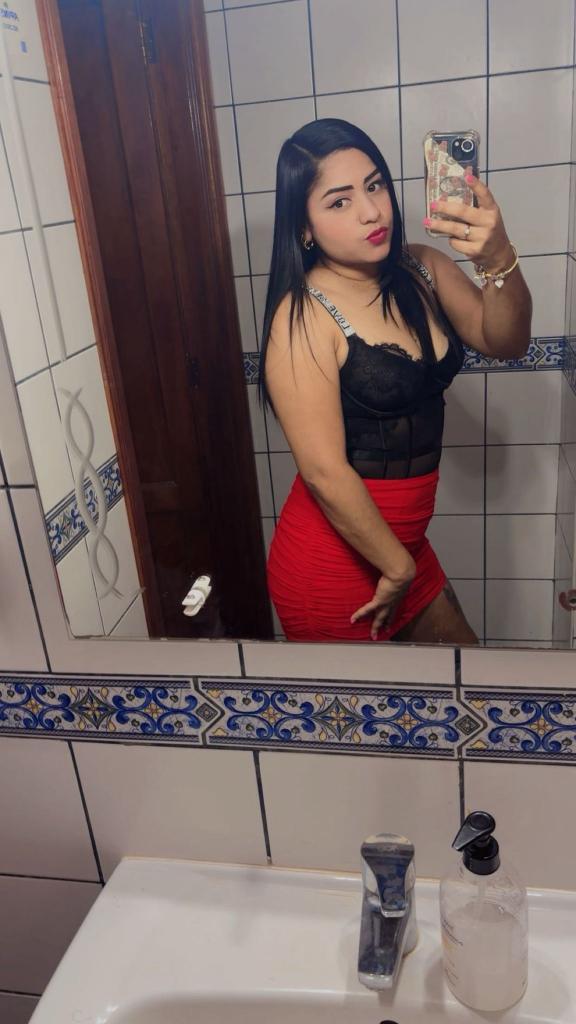 664325583: Chica busca chico en Tenerife