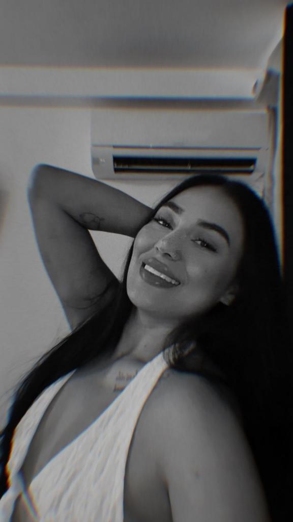 Chica busca chico en Mallorca: 