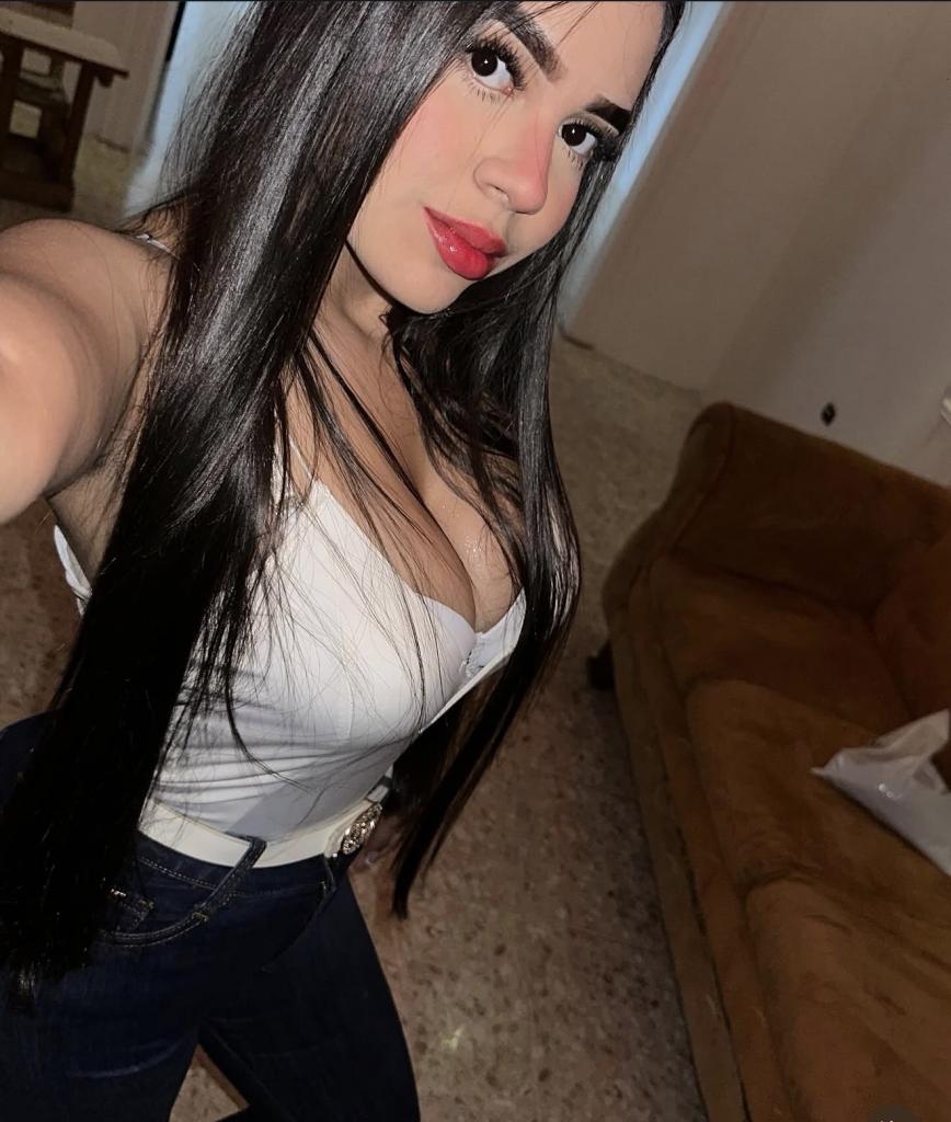 Chica busca chico en Tenerife: Chica busca chico