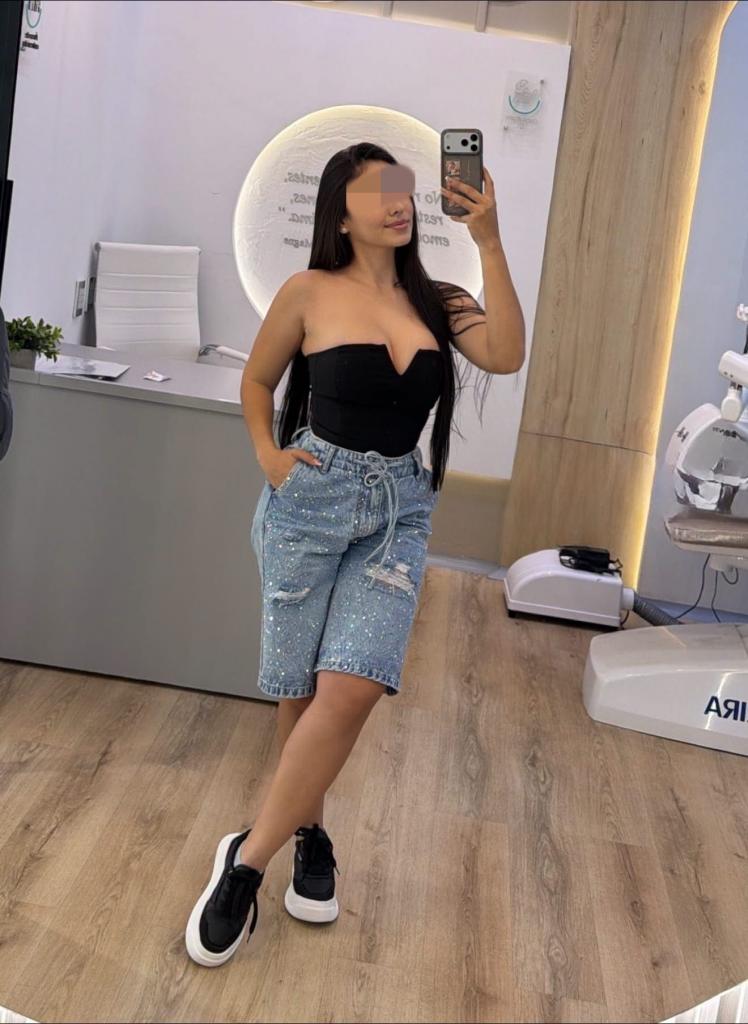 643429991: Chica busca chico en Lérida