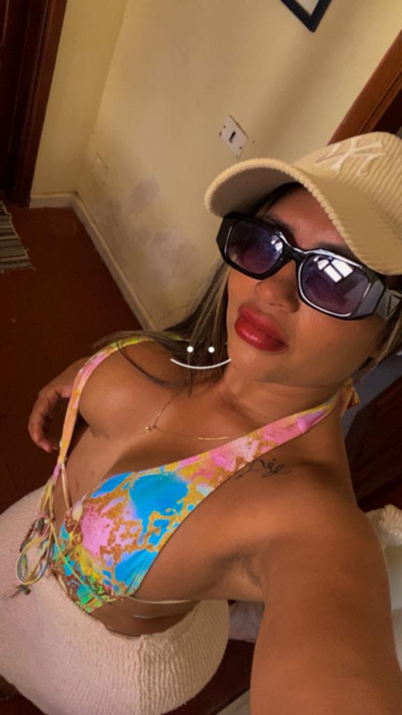 Chica busca chico en Las Palmas: Chica busca chico