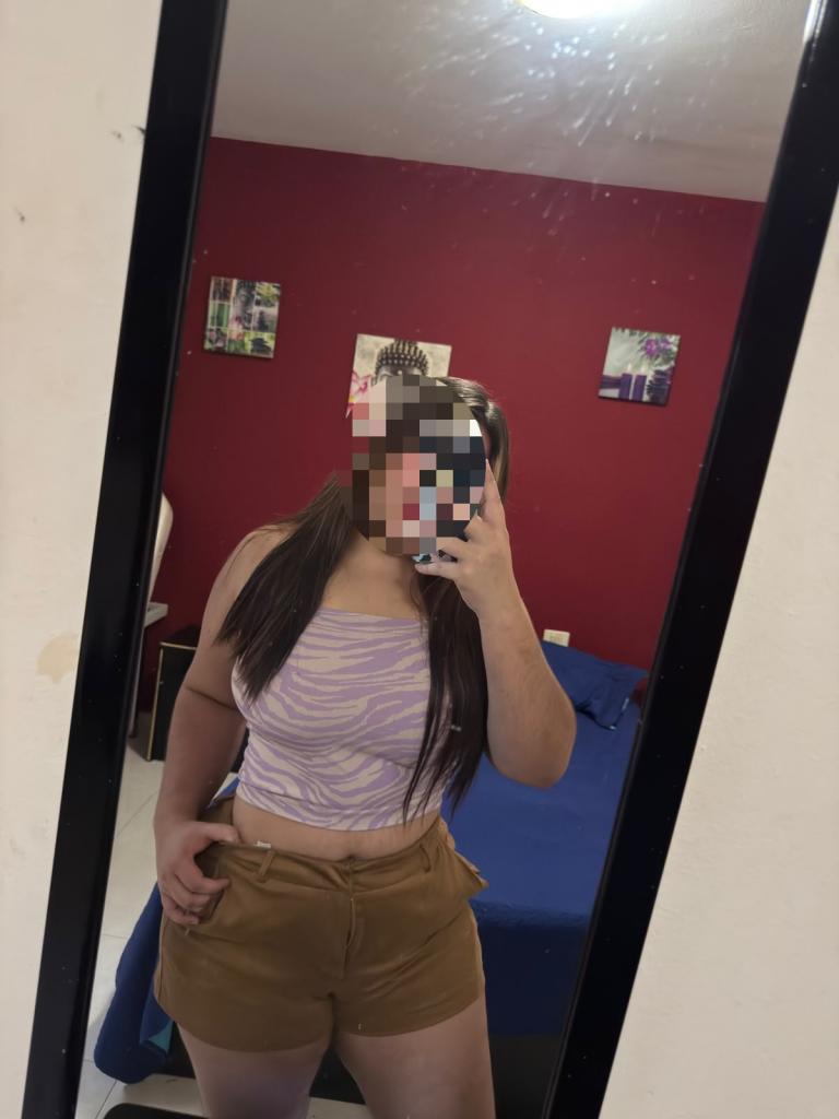 Chica busca chico en Tenerife: 
